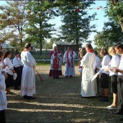 19 septembrie 2009: Administrarea Mirului în filiala Boghicea a Parohiei Slobozia