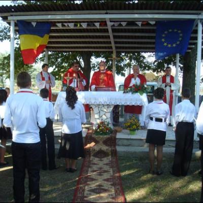 19 septembrie 2009: Administrarea Mirului în filiala Boghicea a Parohiei Slobozia