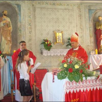 19 septembrie 2009: Administrarea Mirului în Parohia Slobozia