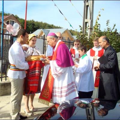 20 septembrie 2009: Administrarea Mirului în Parohia Tomeşti