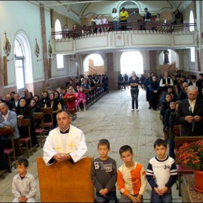 1 octombrie 2009: Iugani: Marcarea Zilei Mondiale a Vârstnicului
