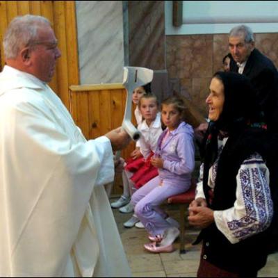 1 octombrie 2009: Iugani: Marcarea Zilei Mondiale a Vârstnicului