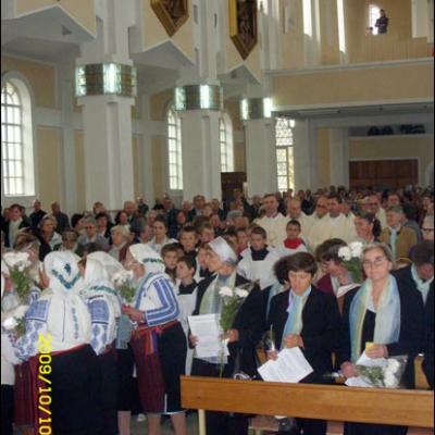 10 octombrie 2009: Butea: Mireasma petalelor de trandafiri (Foto: Iustian-Ionuţ Petre)