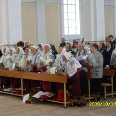 10 octombrie 2009: Butea: Mireasma petalelor de trandafiri (Foto: Iustian-Ionuţ Petre)