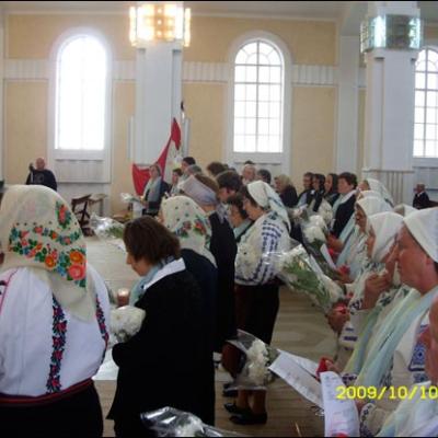 10 octombrie 2009: Butea: Mireasma petalelor de trandafiri (Foto: Iustian-Ionuţ Petre)