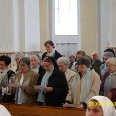 10 octombrie 2009: Butea: Mireasma petalelor de trandafiri (Foto: Iustian-Ionuţ Petre)