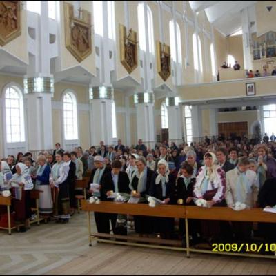 10 octombrie 2009: Butea: Mireasma petalelor de trandafiri (Foto: Iustian-Ionuţ Petre)