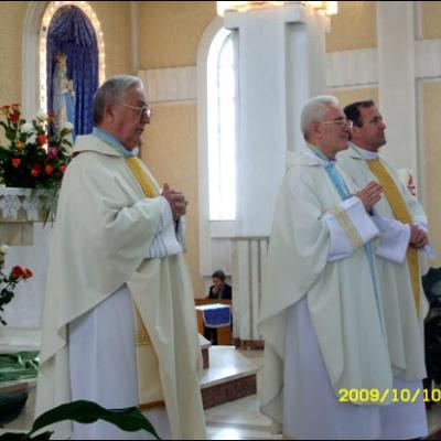 10 octombrie 2009: Butea: Mireasma petalelor de trandafiri (Foto: Iustian-Ionuţ Petre)