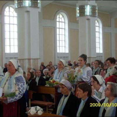 10 octombrie 2009: Butea: Mireasma petalelor de trandafiri (Foto: Iustian-Ionuţ Petre)