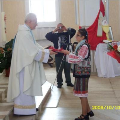 10 octombrie 2009: Butea: Mireasma petalelor de trandafiri (Foto: Iustian-Ionuţ Petre)