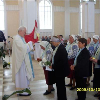 10 octombrie 2009: Butea: Mireasma petalelor de trandafiri (Foto: Iustian-Ionuţ Petre)