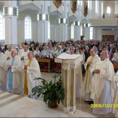 10 octombrie 2009: Butea: Mireasma petalelor de trandafiri (Foto: Iustian-Ionuţ Petre)