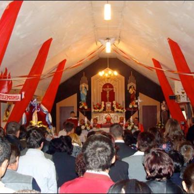 10 octombrie 2009: Administrarea Mirului în Parohia Dancu