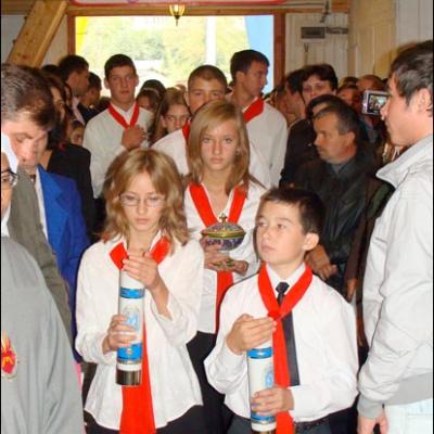 10 octombrie 2009: Administrarea Mirului în Parohia Dancu