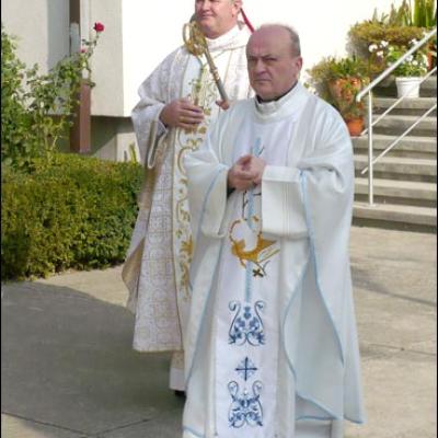 11 octombrie 2009: Iaşi (Parohia "Sf. Tereza"): Hram sub privirile sfinţilor (Foto: Ovidiu Bişog)