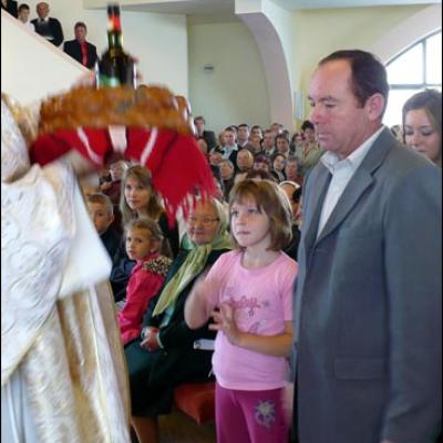 11 octombrie 2009: Iaşi (Parohia "Sf. Tereza"): Hram sub privirile sfinţilor (Foto: Ovidiu Bişog)