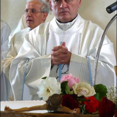 11 octombrie 2009: Iaşi (Parohia "Sf. Tereza"): Hram sub privirile sfinţilor (Foto: Ovidiu Bişog)