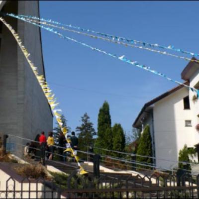 11 octombrie 2009: Iaşi (Parohia "Sf. Tereza"): Hram sub privirile sfinţilor (Foto: Ovidiu Bişog)