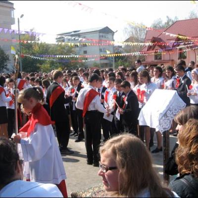 11 octombrie 2009: Oneşti: Administrarea Mirului