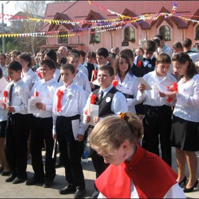 11 octombrie 2009: Oneşti: Administrarea Mirului