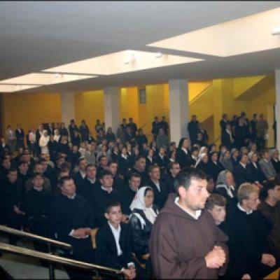 11 octombrie 2009: Oneşti: Întâlnire diecezană a persoanelor consacrate