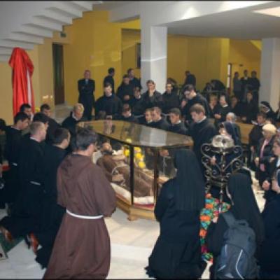11 octombrie 2009: Oneşti: Întâlnire diecezană a persoanelor consacrate