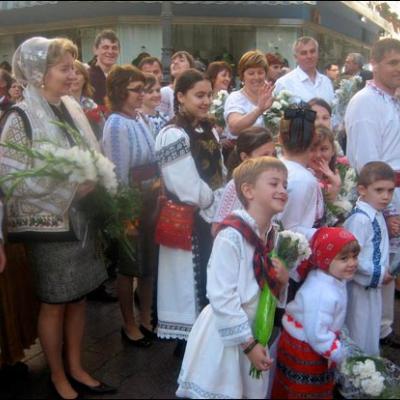 12 octombrie 2009: Zaragoza: Ofrandă de flori adusă Fecioarei Maria