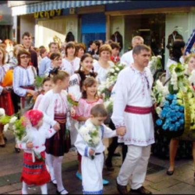 12 octombrie 2009: Zaragoza: Ofrandă de flori adusă Fecioarei Maria