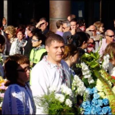 12 octombrie 2009: Zaragoza: Ofrandă de flori adusă Fecioarei Maria