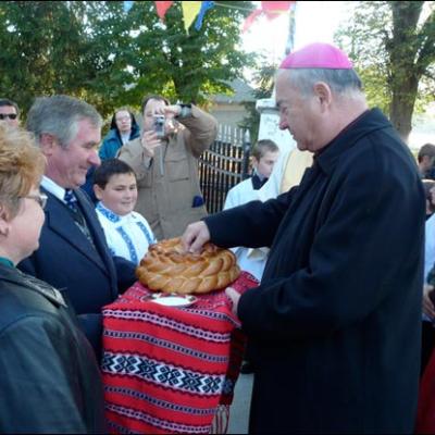 17 octombrie 2009: Gherăeştii Noi: Sfinţirea oratoriului "Maica Speranţa"