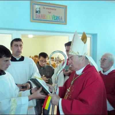 17 octombrie 2009: Gherăeştii Noi: Sfinţirea oratoriului "Maica Speranţa"