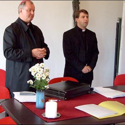28 octombrie 2009: Traian: Întrunirea membrilor Consiliului Prezbiteral şi ai Consiliului Pastoral Diecezan