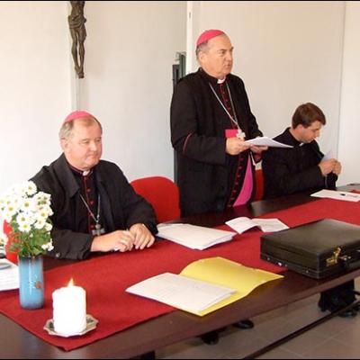 28 octombrie 2009: Traian: Întrunirea membrilor Consiliului Prezbiteral şi ai Consiliului Pastoral Diecezan