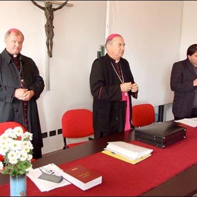 28 octombrie 2009: Traian: Întrunirea membrilor Consiliului Prezbiteral şi ai Consiliului Pastoral Diecezan