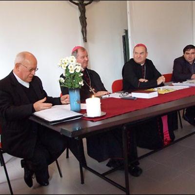 28 octombrie 2009: Traian: Întrunirea membrilor Consiliului Prezbiteral şi ai Consiliului Pastoral Diecezan