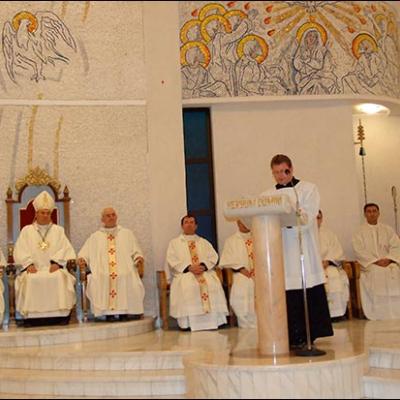 1 noiembrie 2009: Iaşi: Requiem pentru păstorii sufleteşti decedaţi ai diecezei (Foto: Iustian-Ionuţ Petre)