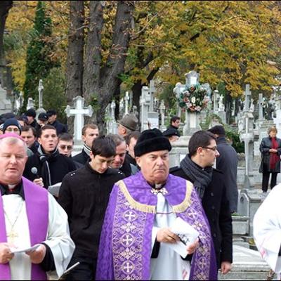 2 noiembrie 2009: Iaşi: Pomenirea tuturor credincioşilor răposaţi - II (Foto: Iustian-Ionuţ Petre)