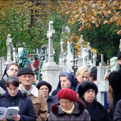2 noiembrie 2009: Iaşi: Pomenirea tuturor credincioşilor răposaţi - II (Foto: Iustian-Ionuţ Petre)