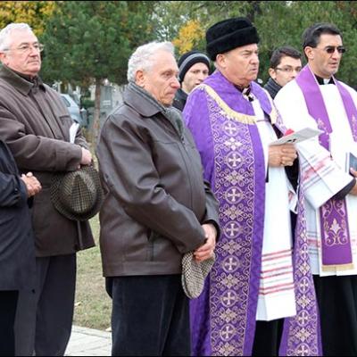 2 noiembrie 2009: Iaşi: Pomenirea tuturor credincioşilor răposaţi - II (Foto: Iustian-Ionuţ Petre)