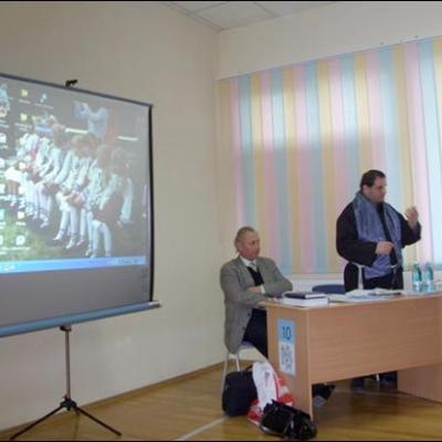 3 noiembrie 2009: Iugani: Consfătuirea semestrială a directoarelor şi responsabilelor de grădiniţe confesionale ale Diecezei de Iaşi