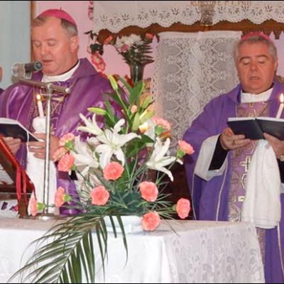 12 noiembrie 2009: Gutinaş: Funeraliile părintelui Robert-Enrich Matei