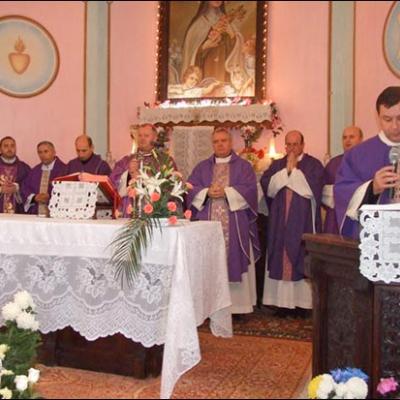 12 noiembrie 2009: Gutinaş: Funeraliile părintelui Robert-Enrich Matei