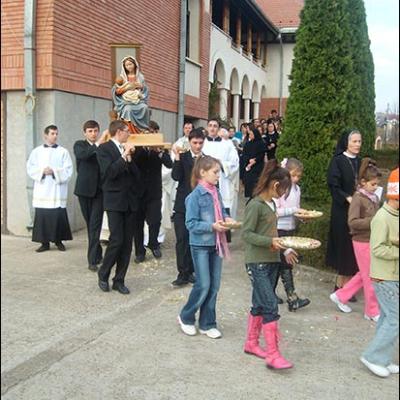 14 noiembrie 2009: Iaşi: Hramul Congregaţiei "Fiicele Sfintei Maria a Divinei Providenţe"