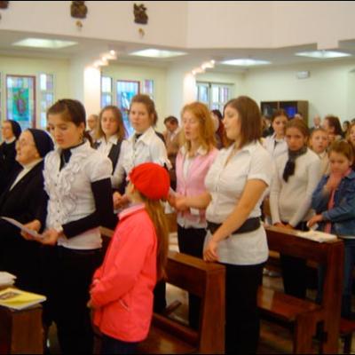 14 noiembrie 2009: Iaşi: Hramul Congregaţiei "Fiicele Sfintei Maria a Divinei Providenţe"