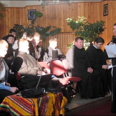 14 noiembrie 2009: Roman: Simpozion misionar
