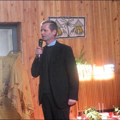 14 noiembrie 2009: Roman: Simpozion misionar