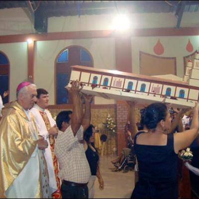 21 noiembrie 2009: Ecuador: Sfinţirea bisericii "San Bartolomé"