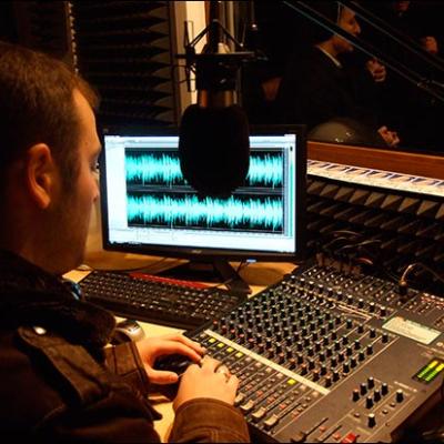 21 noiembrie 2009: Iaşi: Sfinţirea studioului "Radio Maria Iaşi" (Foto: Mihail Cojan)