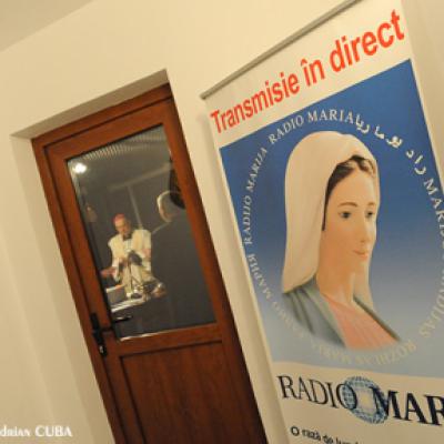 21 noiembrie 2009: Iaşi: Sfinţirea studioului "Radio Maria Iaşi" (Foto: FOCUS/Adrian Cuba)