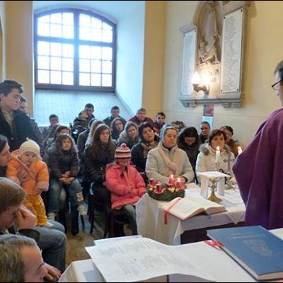 6 decembrie 2009: Budapesta: Românii catolici din Parohia "Sfânta Ana" şi sărbătoarea Sfântul Nicolae